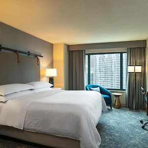 King Room Mobility or hearing accessible